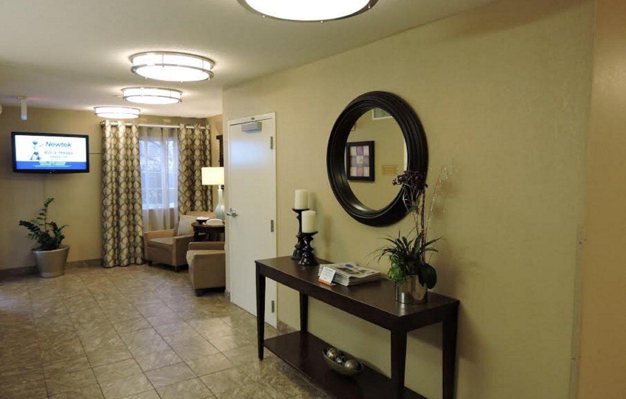 Sonesta Simply Suites Chicago Уокиган Экстерьер фото