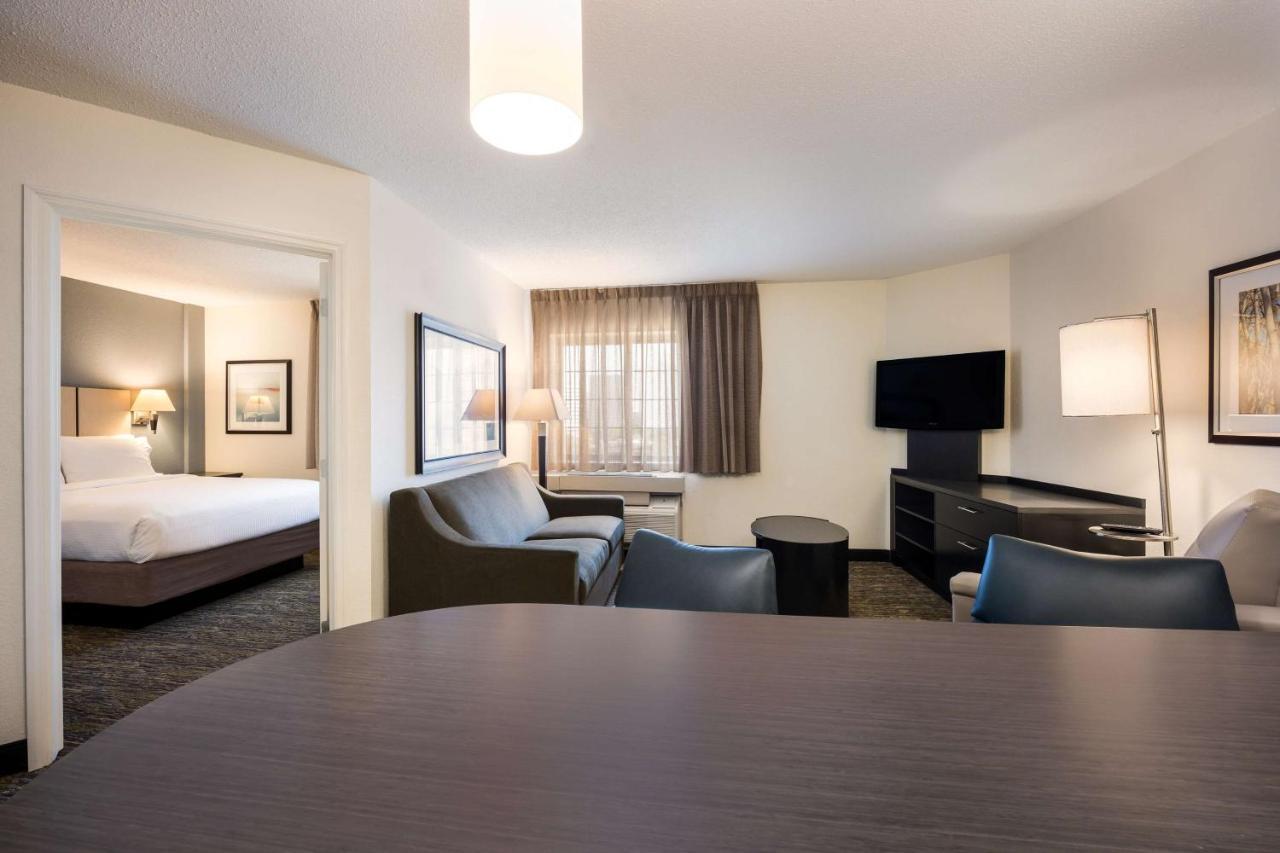 Sonesta Simply Suites Chicago Уокиган Экстерьер фото